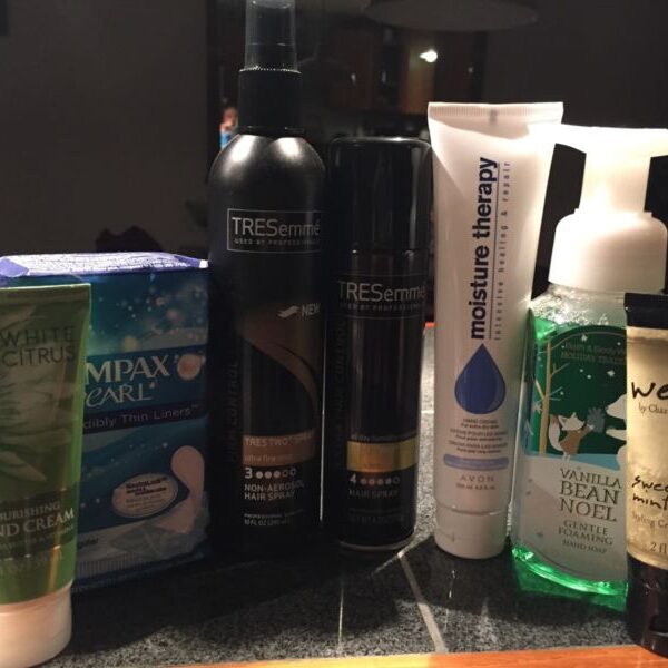 Lot-Of-8-Personal-Care-Products-0